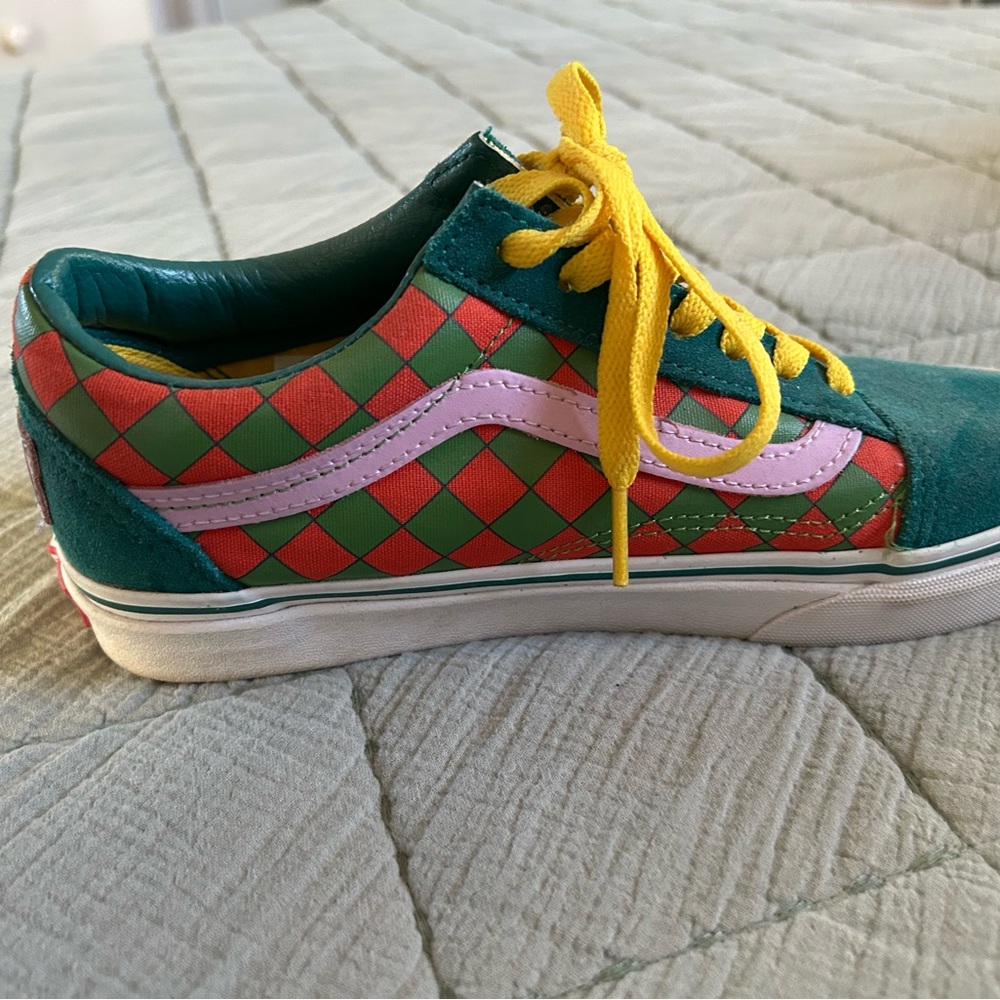 The Simpsons Vans - Picture 3 of 5